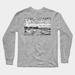 St Mary's Church And Graveyard Whitby Yorkshire Long Sleeve T-Shirt